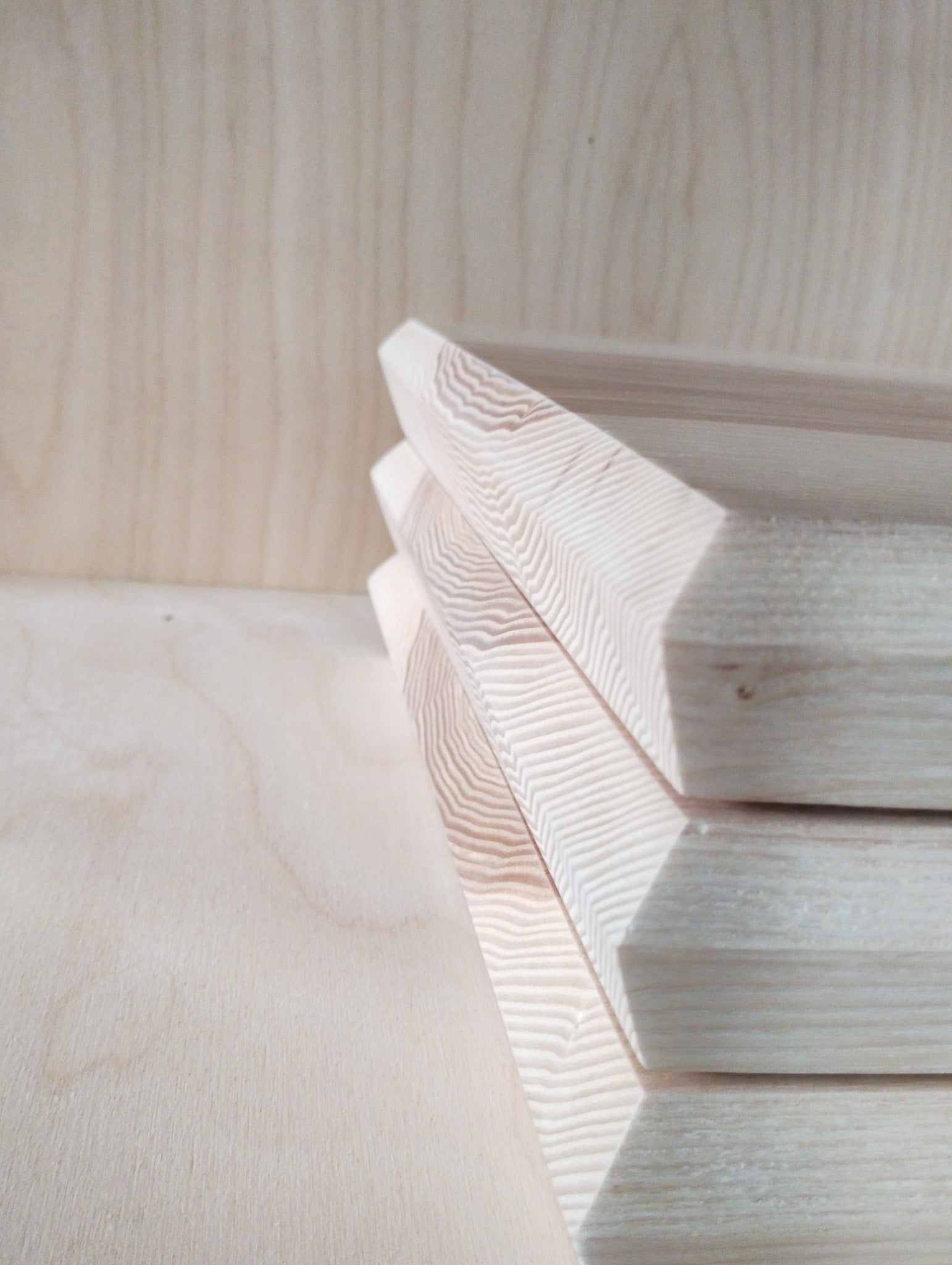 Diamond - ash chopping board